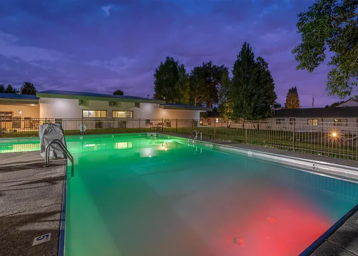 Western Sunset Hotel Cody